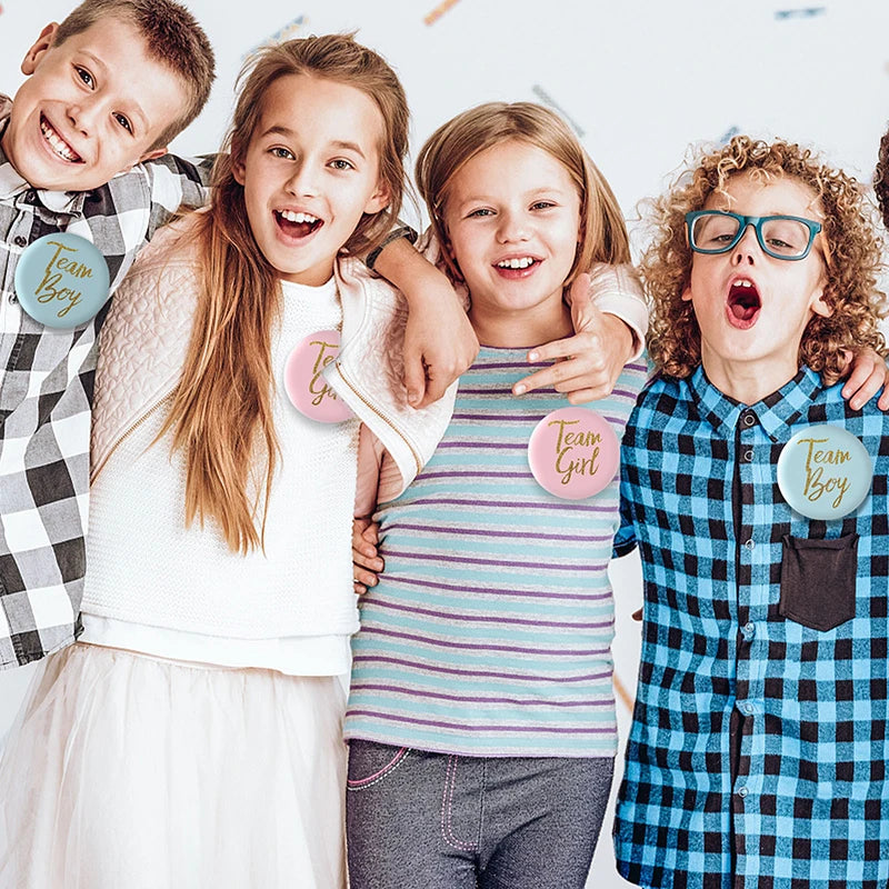 Lot de 10 Badges Team Boy & Team Girl – Accessoires Gender Reveal & Baby Shower